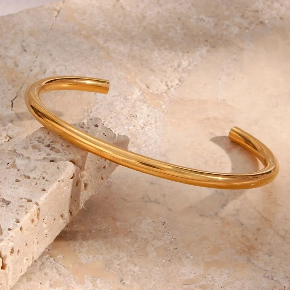 NEW 18K GOLD CUFF BANGLE BRACELET, NICE BRACELET, CUTE BRACELET - Picture 5 of 7